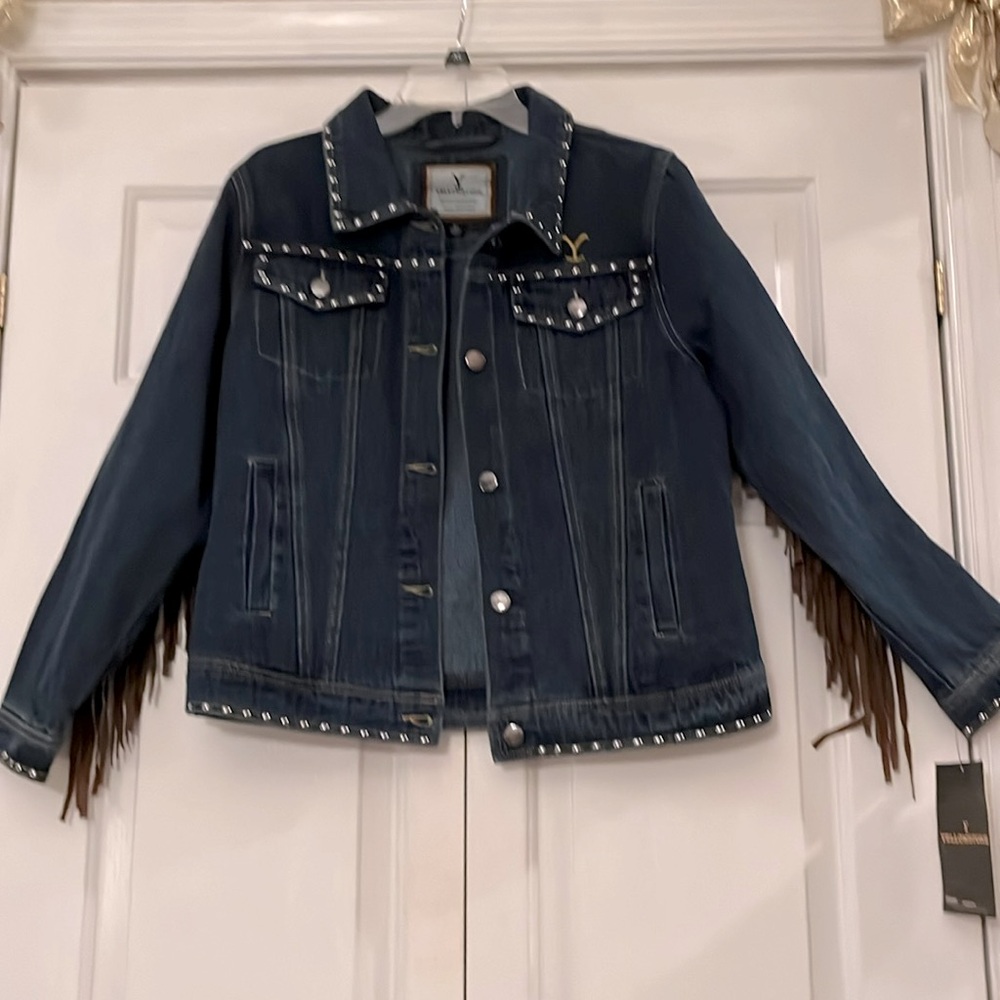 NWT! Yellowstone Dark Blue Denim Jacket with Fringe Trim Size M! - Picture 2 of 8